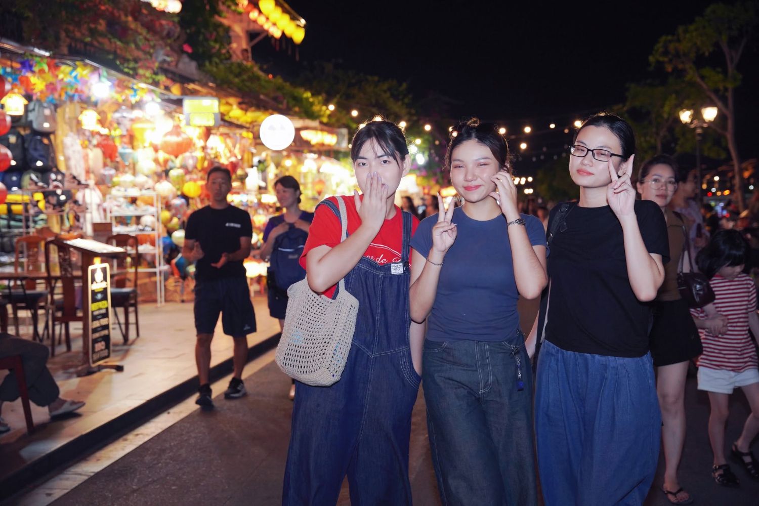 Phố đèn lồng Hội An